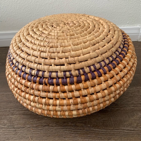 Wicker basket - Picture 11 of 11